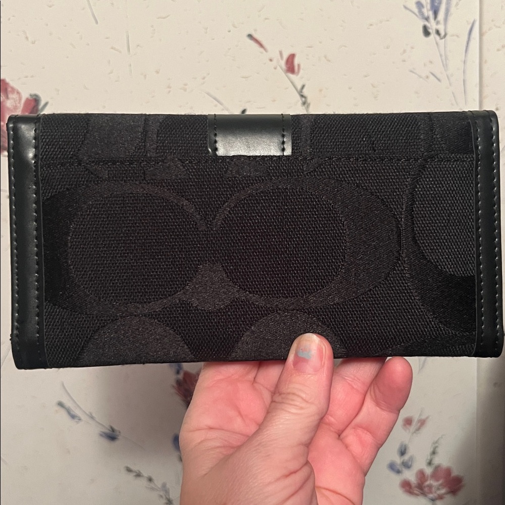 Coach Black Signature Wallet+ checkbook - Picture 3 of 4